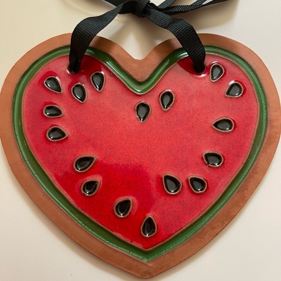 1989 Cindy Wallace Heart Shaped Watermelon. - Picture 2 of 6